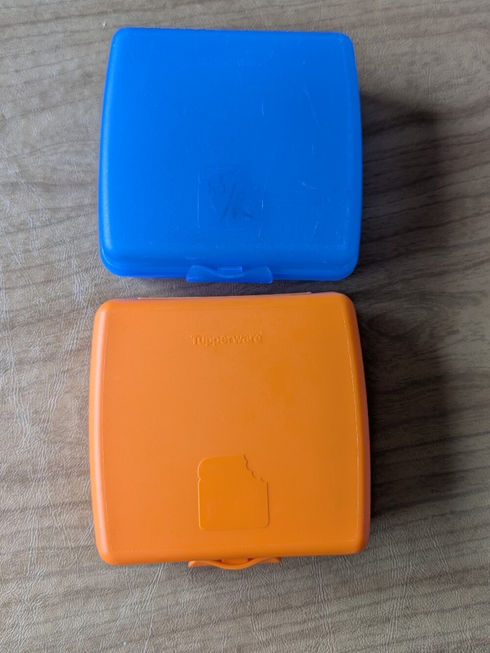 Tupperware Sandwich Square Containers - Blue and Orange